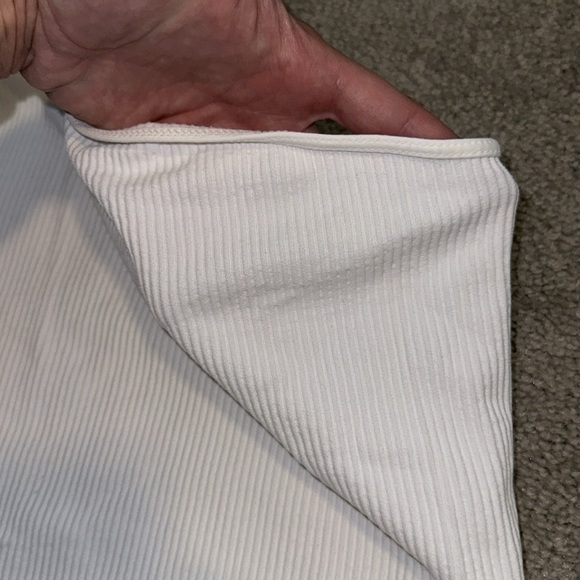 Bella Mae Onesize fits all white one shoulder body suit 🤍 - Picture 4 of 8